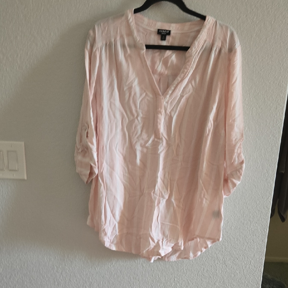 Torrid Light Pink And White Blouse